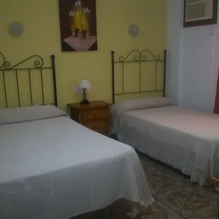 Virgen Del Rocio بيت ضيافة *