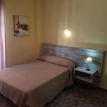 بيت ضيافة Virgen Del Rocio *