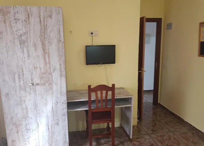 Pensjonat Virgen Del Rocio *