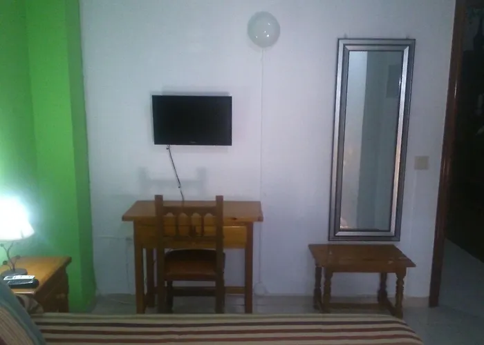 Virgen Del Rocio * רונדה