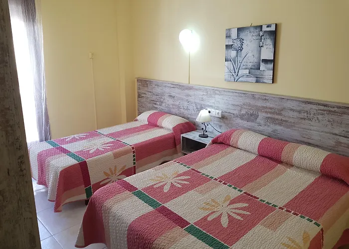 Virgen Del Rocio * רונדה