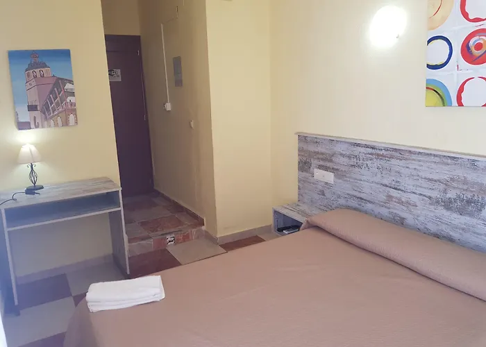 Virgen Del Rocio בית הארחה