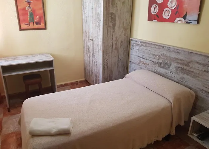 Virgen Del Rocio רונדה