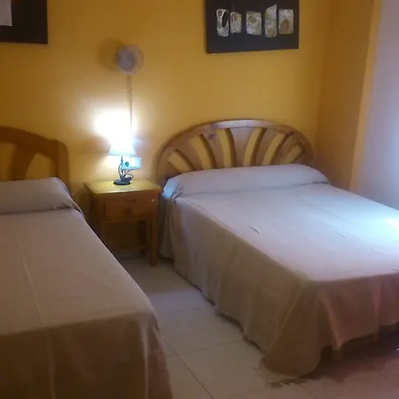 Virgen Del Rocio Guest house *