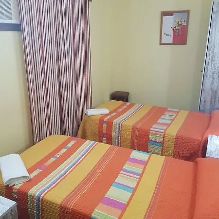 Guest house Virgen Del Rocio *